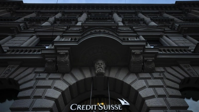 Mit jahrelangem Missmanagement und Risikogeschäften hat sich Credit Suisse selbst ins Abseits manövriert. (Foto: Michael Buholzer/KEYSTONE/dpa)