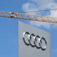 Audi kämpft mit Problemen, das macht sich auch in den Zahlen bemerkbar. (Archivbild) (Foto: Bernd Weißbrod/dpa)