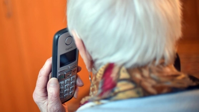 Das Beschwerde-Telefon soll es leicht machen, Missstände zu melden. (Symbolbild) (Foto: Britta Pedersen/zb/dpa)