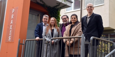 Freuen sich schon auf die Eröffnung der neuen Übergangspraxis an der Uffenheimer Heiligenfeld-Klinik (von links): Wolfgang Lampe, Nina Mayer, Wolfgang Barz, Gülshan Yagubova und Julian Zeilner. (Foto: Johannes Zimmermann)