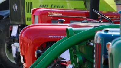 Wer sich für Schlepper interessiert, kann sich auf den Sonntag in Diebach nahe Rothenburg freuen. Hier wird es viele Exemplare zu sehen geben. (Foto: Schlepperfreunde Diebach)