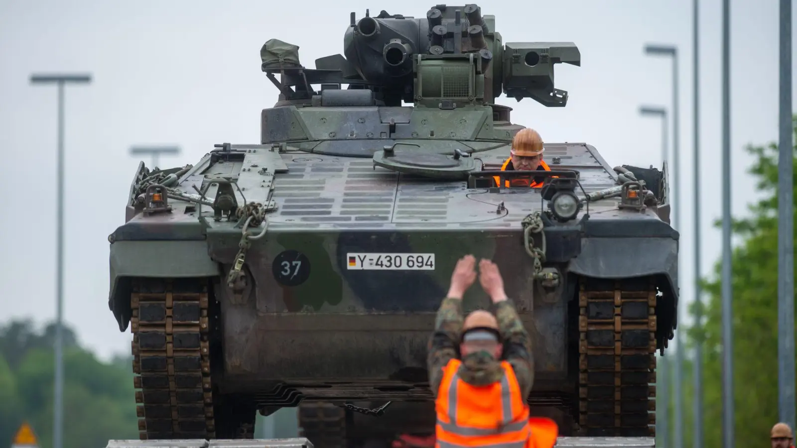 Ein Panzer vom Typ Marder. (Foto: Klaus-Dietmar Gabbert/dpa)