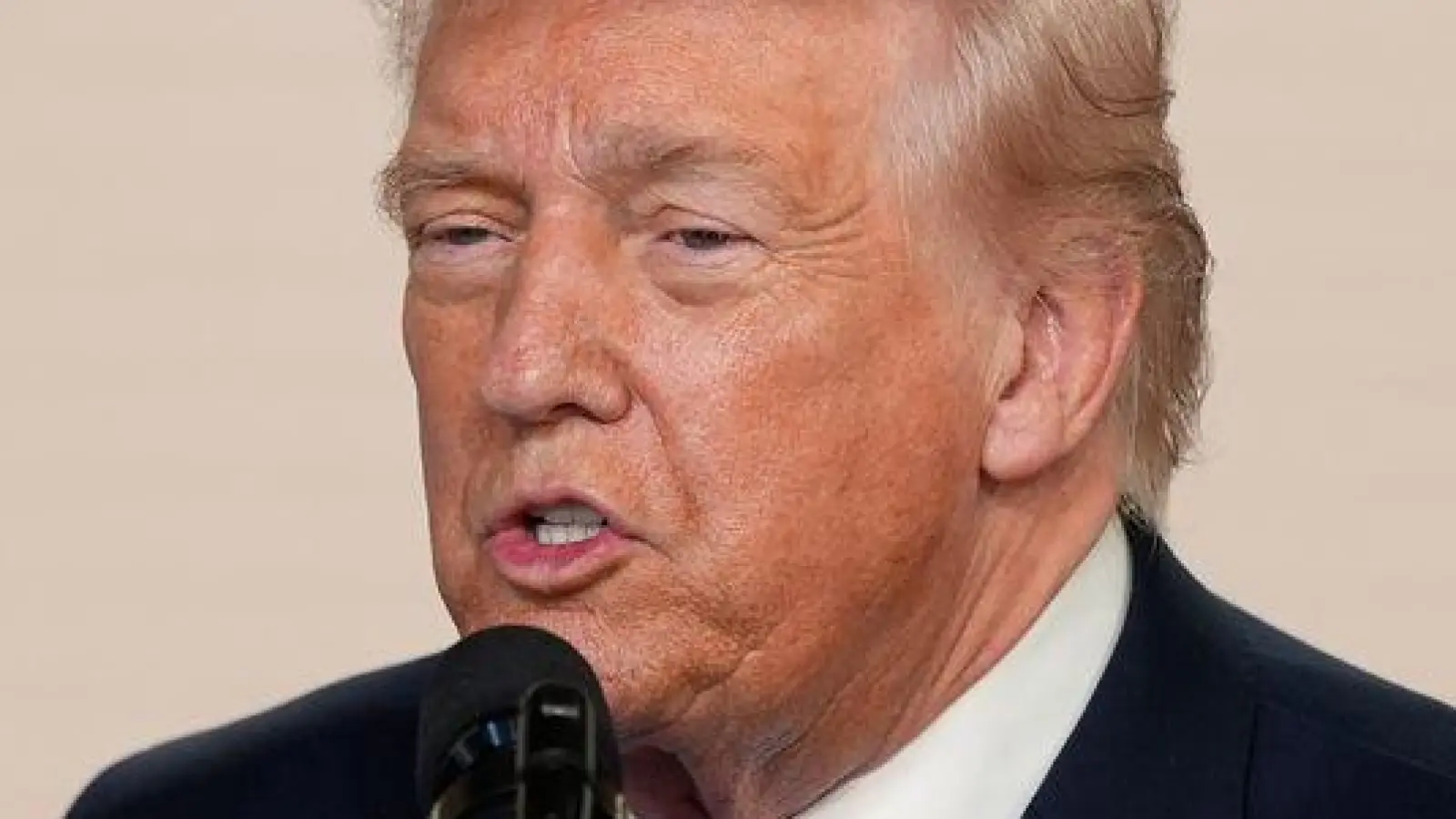 Trumps neue Regierungswebsite soll Amerikanern helfen, günstiger an Medikamente zu kommen.  (Foto: Alex Brandon/AP/dpa)