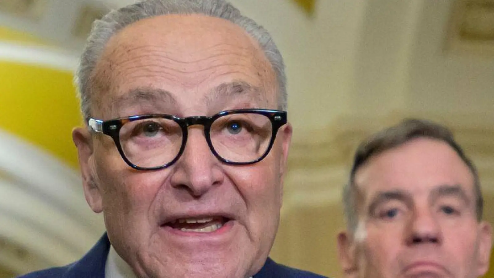 Schumer will die jüngsten Zölle des US-Präsidenten stoppen. (Archivbild) (Foto: Rod Lamkey/FR172078/dpa)