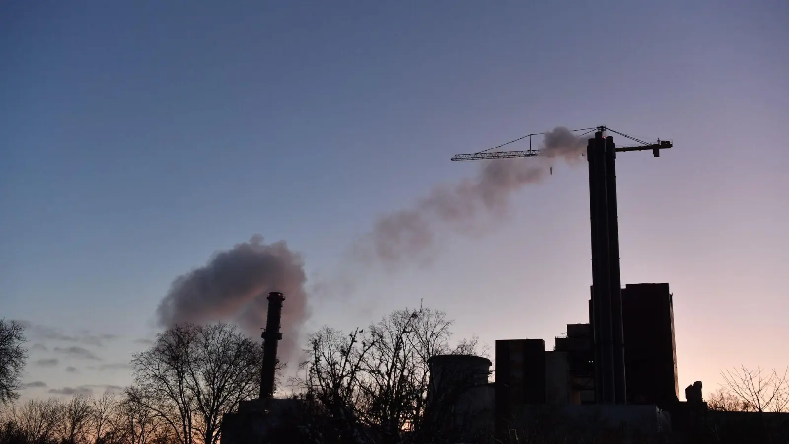 Der Stromausfall in Berlin ist für Betroffene dramatisch - aber längst nicht der einzige Vorfall. (Foto: Paul Zinken/dpa)