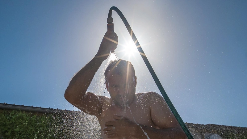 Am Wochenende werden auch in der Region Hitzerekorde erwartet. Einige Veranstaltende sorgen dafür, dass sich die Gäste abkühlen können. (Foto: Mirko Fryska)