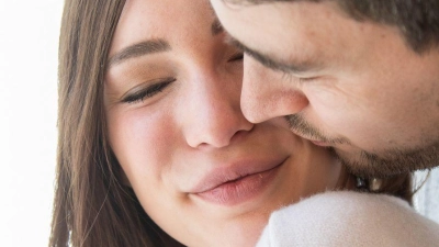 Verbindlichkeit stärkt das Beziehungsglück: Gemeinsame Entscheidungen, Werte und Lebensziele fördern die Zufriedenheit. (Foto: Christin Klose/dpa-tmn)