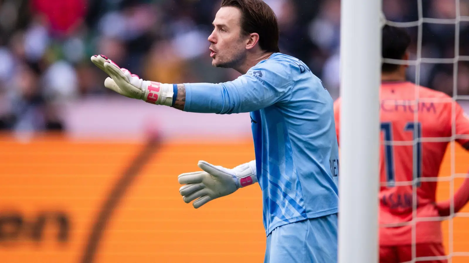 Torhüter Manel Riemann hat den VfL Bochum verklagt und hofft auf eine Teilnahme am Profi-Training. (Foto: Marius Becker/dpa)