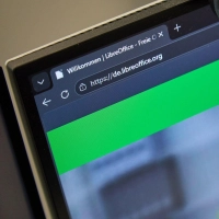Wenn es um Newsletter oder Projekte geht, die vom Umfang her eine Seite nicht überschreiten, bietet sich LibreOffice auch zum Layouten an. (Foto: Christin Klose/dpa-tmn)