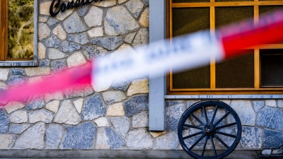 Seit 2019 fanden in der Bar keine der üblichen Brandschutzkontrollen statt. (Archivbild) (Foto: Jean-Christophe Bott/KEYSTONE/dpa)