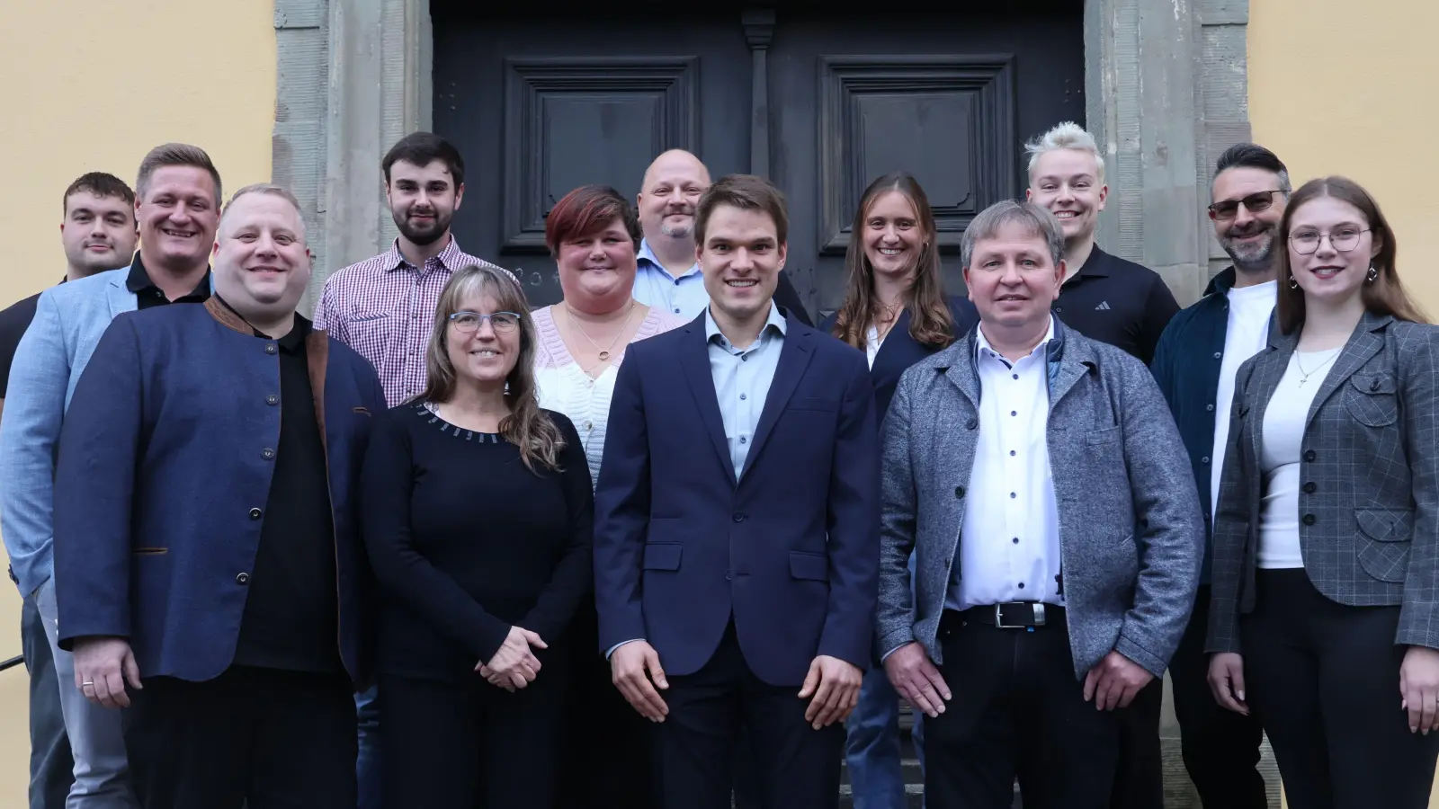 Mit diesem Team (und noch drei Bewerbern, die zur Versammlung nicht anwesend sein konnten) geht die Scheinfelder CSU ins Rennen um die Sitze am Ratstisch. (Foto: Andreas Reum)