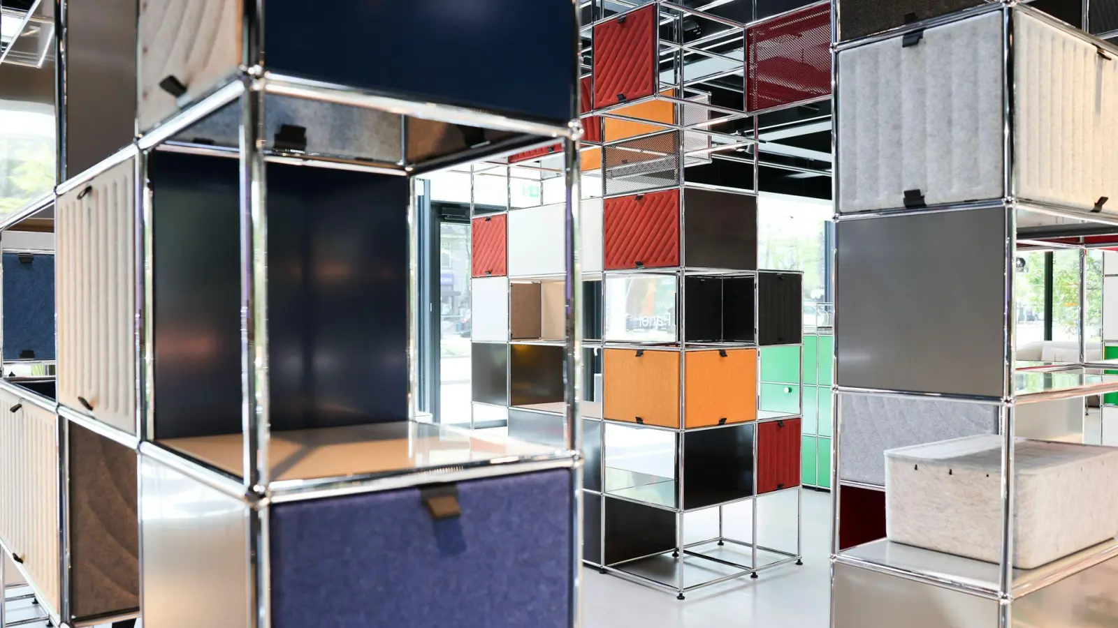 Am BGH geht es um das bekannte modulare Möbelsystem „USM Haller“. (Foto: Christian Charisius/dpa)