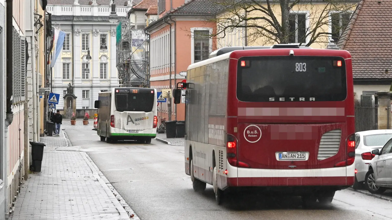 Der reguläre Fahrplan des Linienbündels 7, zu dem auch die Linie 803 (Ansbach - Herrieden - Bechhofen) gehört, soll laut Empfehlung des ÖPNV-Ausschusses in den nächsten Jahren ausgedünnt werden. (Archivfoto: Jim Albright)