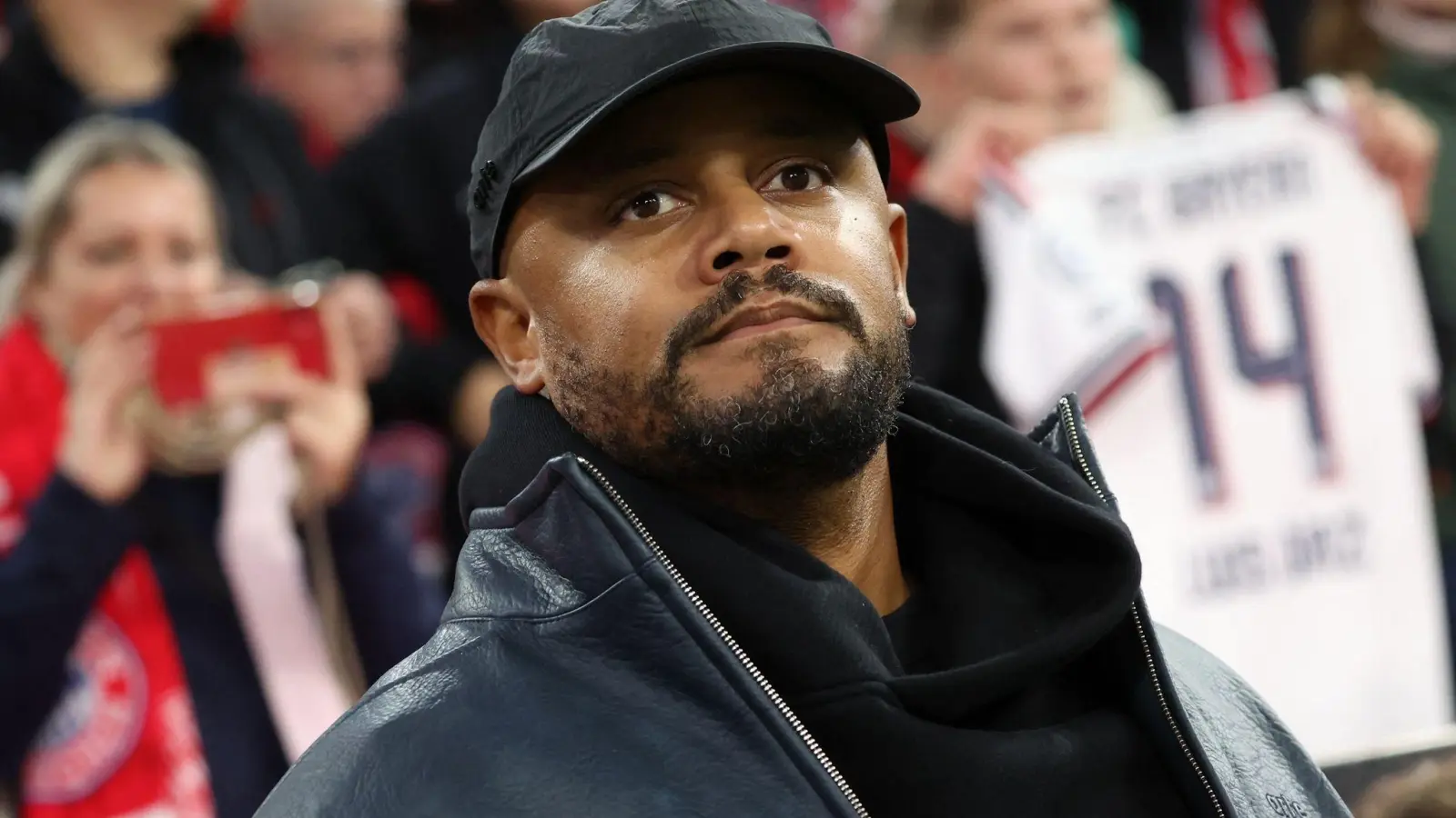 Vincent Kompany hat nach Angaben von Bayern-Vorstand Max Eberl eine Hirnhautreizung. (Archiv-Foto) (Foto: Karl-Josef Hildenbrand/dpa)
