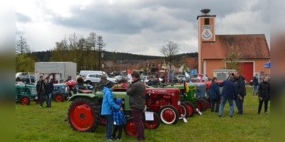 Am 1. Mai findet zum 14. Mal in Folge das beliebte Oldtimer-Schlepper-Treffen statt. (Foto: Klemens Hoppe)