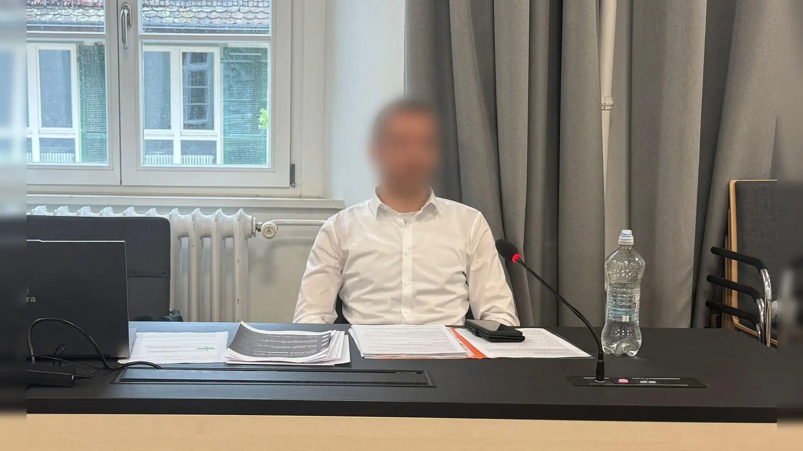 Vor Gericht zeigte sich der Angeklagte geläutert. (Archivbild)  (Foto: Aleksandra Bakmaz/dpa)