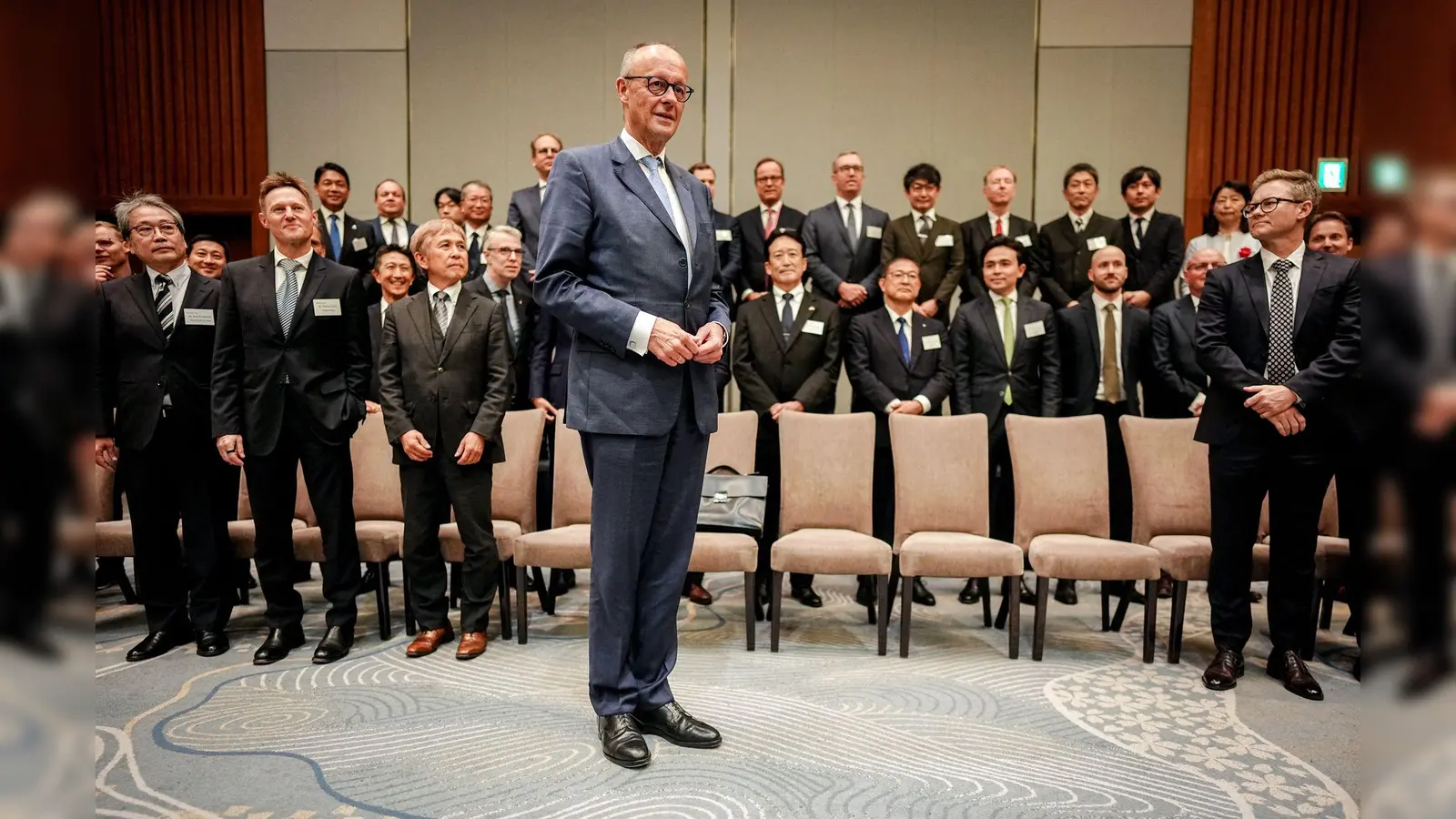 Merz nahm zum Auftakt seines Japan-Besuchs an einem Wirtschaftsforum teil. (Foto: Kay Nietfeld/dpa)