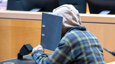 In dem langwierigen Verfahren hat der Angeklagtes meist geschwiegen. (Archivbild) (Foto: Stefan Puchner/dpa)