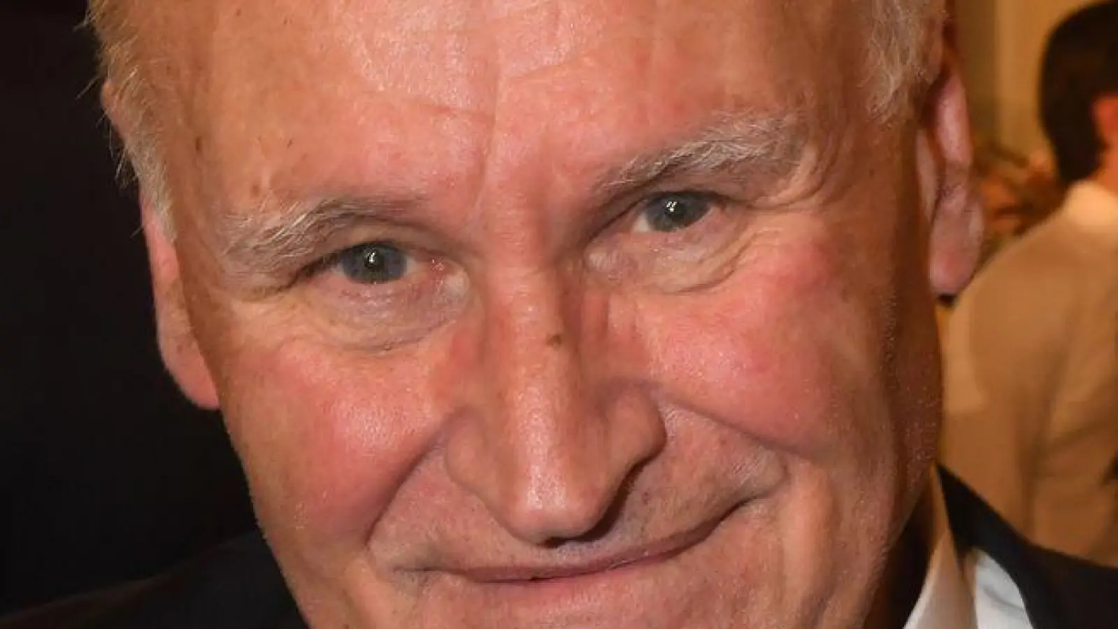 Der frühere CSU-Chef Erwin Huber hat nach einem Studium großen Respekt vor der Jugend. (Archivbild)  (Foto: Felix Hörhager/dpa)