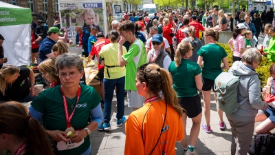 Der Sparkassenlauf in der Innenstadt war voriges Jahr ein großes sportliches und gesellschaftliches Ereignis. (Archivbild: René Chlopotowski)