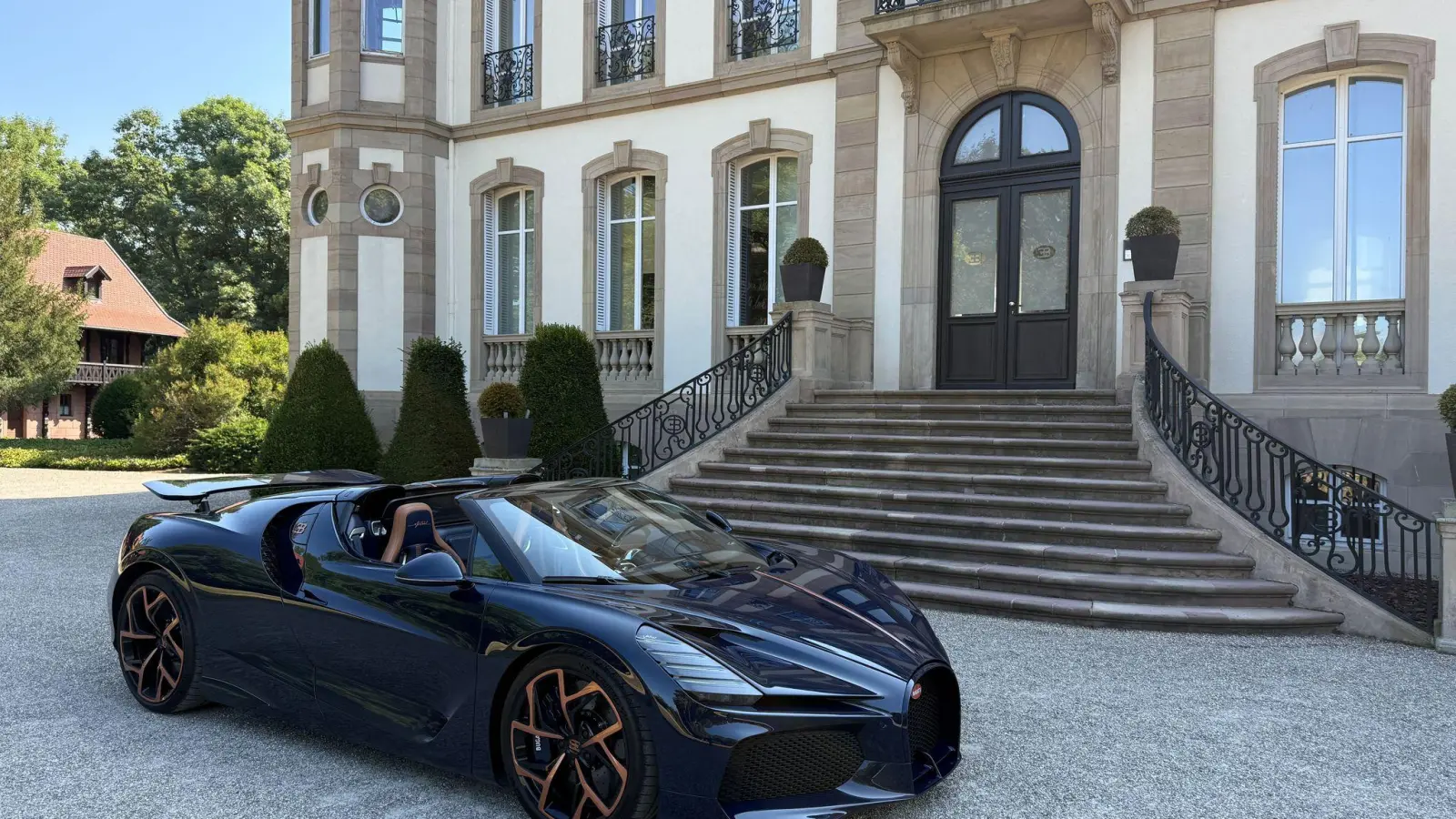 Porsche verkauft seine Anteile an Bugatti. (Archivbild) (Foto: Thomas Geiger/dpa-tmn)