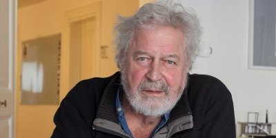 Der Schauspieler Peter Heeg, 2021 im Feuchtwanger Kulturbüro. (Foto: Thomas Wirth)