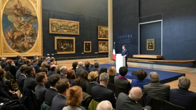 Die „Mona Lisa“ bekommt einen eigenen Saal. (Foto: Bertrand Guay/POOL AFP/AP/dpa)