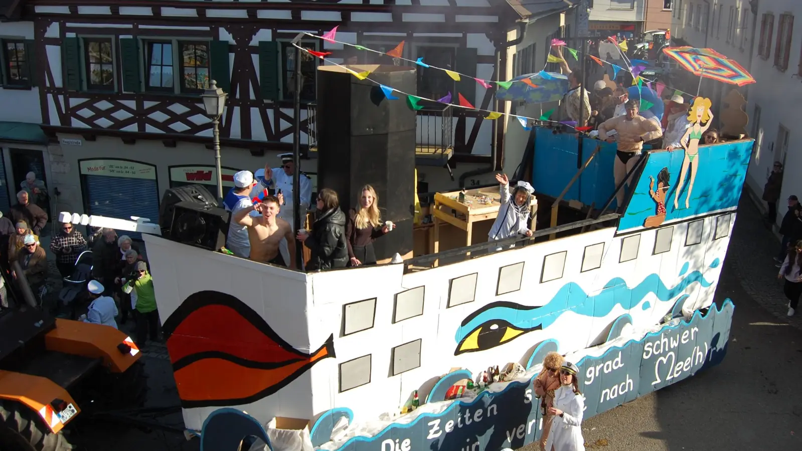 Der beliebte Umzug ist eine echte Attraktion und – wie der komplette Tag – einen Besuch wert. (Foto: Stadt Creglingen)