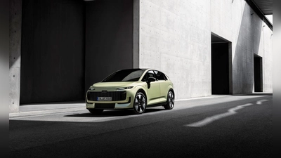 Sieht aus wie ein Kleinwagen, ist aber keiner: der Audi A2 e-tron. (Foto: Audi AG/dpa-tmn)