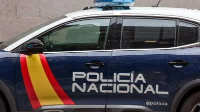 Die Policía Nacional nahm den Verdächtigen im Hafen fest. (Archivbild) (Foto: Jan Woitas/dpa)
