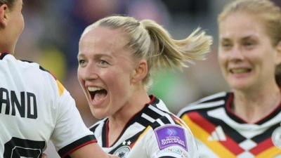 Große Freude: Die deutschen Fußballerinnen fahren zur WM 2027 nach Brasilien. (Foto: Rolf Vennenbernd/dpa)
