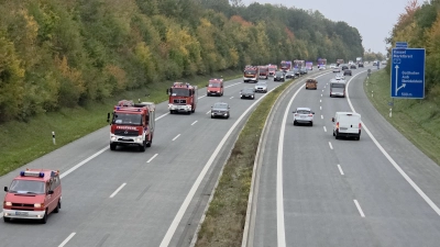 Im Konvoi über die Autobahn fahren: Auch das will geübt sein. (Foto: Rainer Weiskirchen)