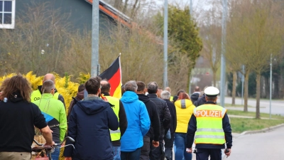 Bei Demos gegen die Corona-Maßnahmen, wie hier in Herrieden, ist Harry Däubler nach eigenen Angaben auch mitgelaufen. (Foto: Tizian Gerbing)