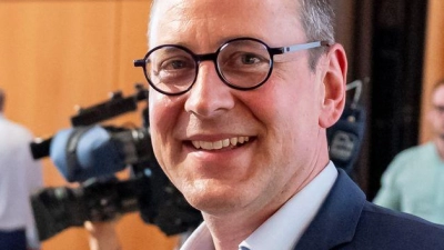 Nach wenigen Monaten an der Spitze der FDP in Bayern ist für Michael Ruoff schon wieder Schluss. Auf dem Parteitag an diesem Wochenende muss sich der Landesverband einen neuen Vorsitzenden suchen. Vier Bewerber haben bisher ihr Interesse bekundet. (Archivbild)  (Foto: Daniel Karmann/dpa)