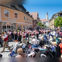 An Walpurgi bebt die Uffenheimer Innenstadt. Um künftig auch jenseits der Großveranstaltungen für mehr Leben im Herzen der Stadt zu sorgen, soll ein Arbeitskreis frische Ideen entwickeln. (Archivbild: Mirko Fryska)