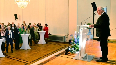 Innenminister Joachim Herrmann lobte beim Staatsempfang in der Ansbacher Orangerie die Bachwoche in den höchsten Tönen, zudem stellte er die Bedeutung von Kultur allgemein heraus. (Foto: Jim Albright)
