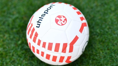 Der Sportartikelhersteller Uhlsport gehört bald einem schwedischen Konzern. (Archivbild) (Foto: picture alliance / dpa)