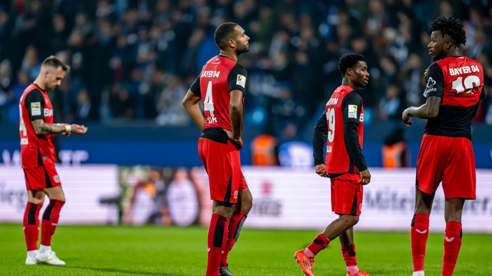 In Bochum verspielte Leverkusen wieder eine Führung. (Foto: David Inderlied/dpa)