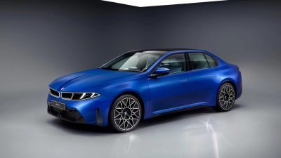 Beim i3 stellt BMW bis zu 900 Kilometer Reichweite und eine maximale Ladeleistung von 400 kW in Aussicht. (Foto: Fabian Kirchbauer/BMW AG/dpa-tmn)