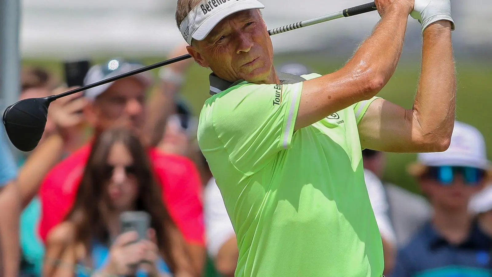 Bernhard Langer in Aktion bei den US Senior Open. (Foto: Tork Mason/The Post-Crescent/AP/dpa)