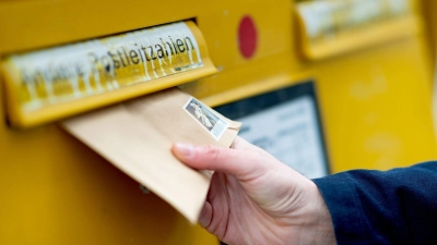 Die meisten bei der Bundesnetzagentur eingehenden Beschwerden beziehen sich auf die Deutsche Post. (Foto: Monika Skolimowska/dpa-Zentralbild/dpa)