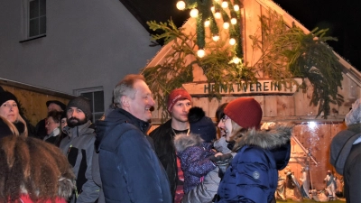 Willkommen auf dem Weihnachtsmarkt in Trautskirchen.  (Foto: Gudrun Schwarz-Köhler)