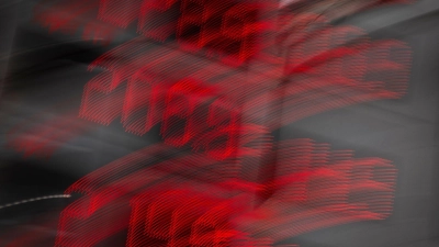 Bei den Spritpreisen ist wieder Bewegung. (Archivbild) (Foto: Peter Kneffel/dpa)