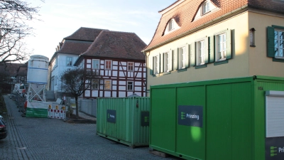 in der Burgbernheimer Stadtratssitzung ging es um die Neugestaltung der Unteren und Oberen Rathausgasse. Diskutiert wurde auch, wie viele Bäume im Rahmen der Maßnahme gepflanzt werden sollen. (Foto: Hans-Bernd Glanz)