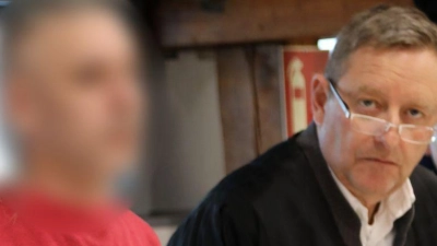 Der Mann wurde wegen Brandstiftung verurteilt. (Archivbild) (Foto: Andreas Kempf/dpa)