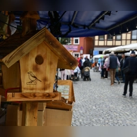 Die Innenstadt von Uffenheim verwandelt sich jedes Jahr am Tag der Deutschen Einheit in einen großen Marktplatz. (Foto: Gerhard Krämer)