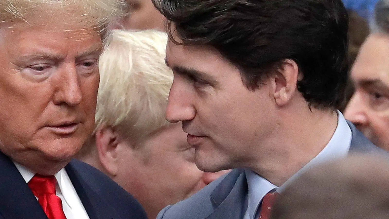 Keine Freunde, aber Nachbarn: Trump und Trudeau (Foto: Evan Vucci/AP/dpa)