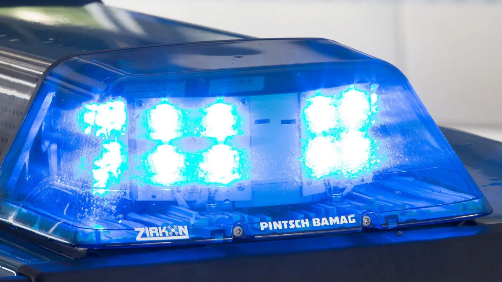 Die Rolltreppe war nach ersten polizeilichen Erkenntnissen nicht ausreichend gesichert. (Symbolbild) (Foto: Friso Gentsch/dpa)