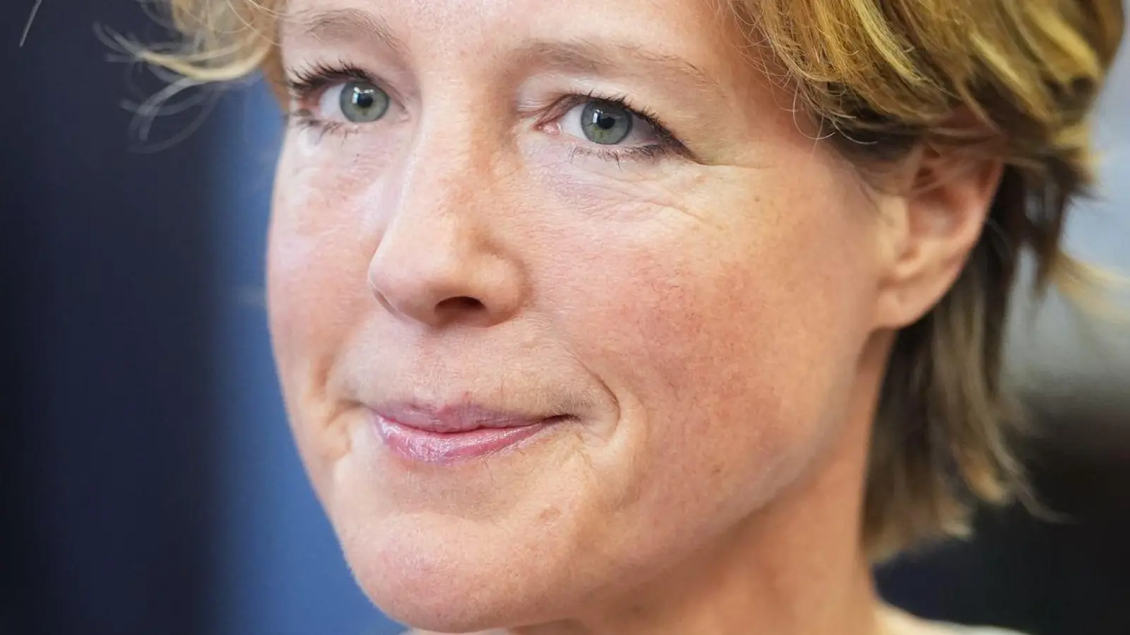 Christina Block ist angeklagt, den Auftrag zur Entführung ihrer Kinder gegeben zu haben. (Foto: Marcus Brandt/Pool dpa/dpa)