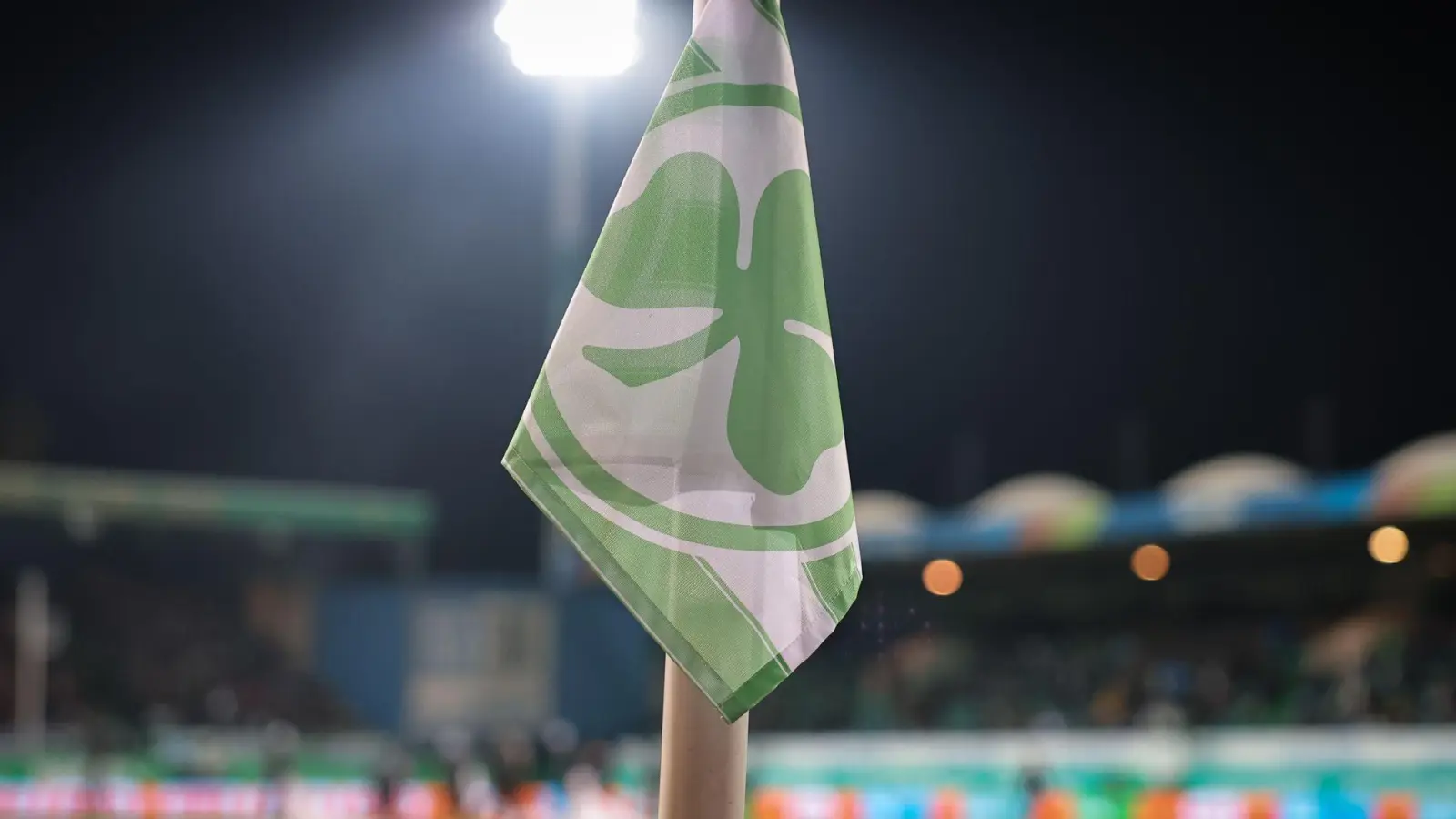 Greuther Fürth hat einen ersten Winterzugang bekanntgegeben. (Archivbild)  (Foto: Daniel Karmann/dpa)